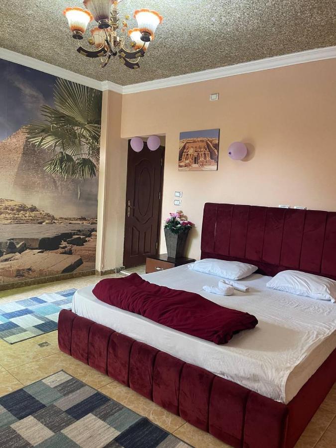 Hotel King Of The Pyramids